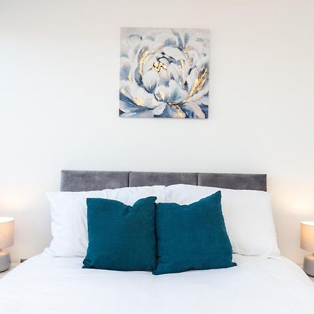 Modern Apartments In Kings Lynn With Free Wi-Fi King's Lynn Bagian luar foto