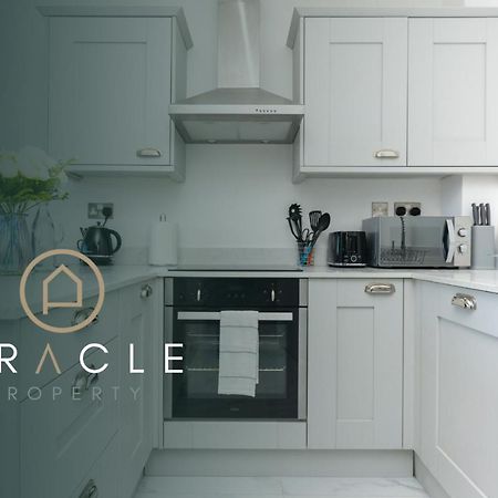 Modern Apartments In Kings Lynn With Free Wi-Fi King's Lynn Bagian luar foto