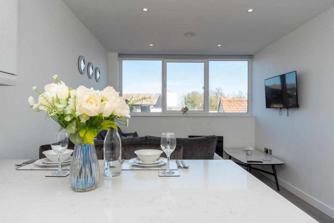 Modern Apartments In Kings Lynn With Free Wi-Fi King's Lynn Bagian luar foto