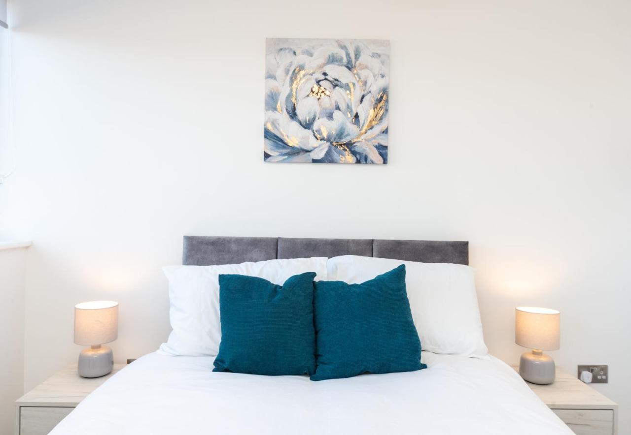 Modern Apartments In Kings Lynn With Free Wi-Fi King's Lynn Bagian luar foto