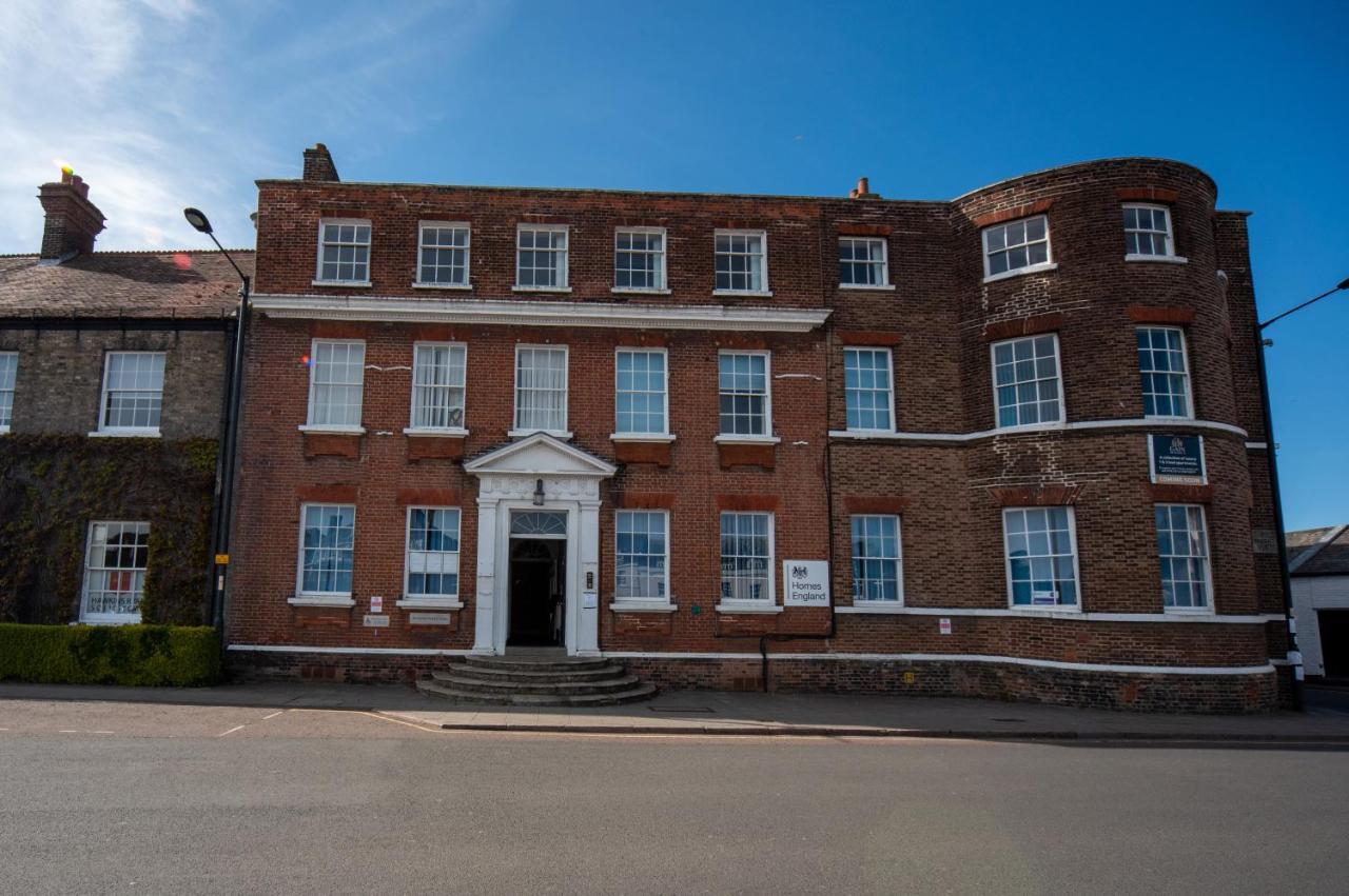 Modern Apartments In Kings Lynn With Free Wi-Fi King's Lynn Bagian luar foto
